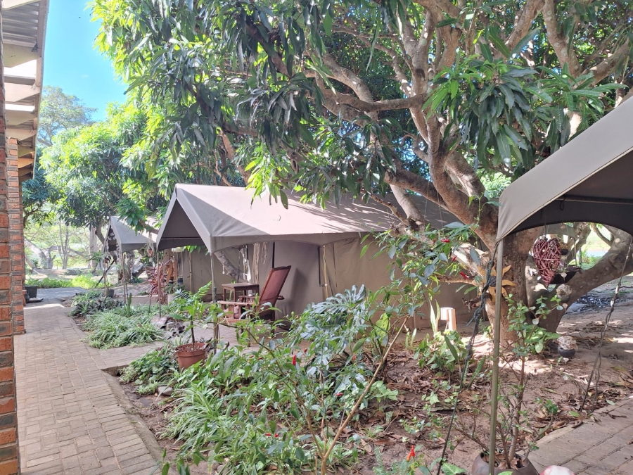 6 Bedroom Property for Sale in Kei Mouth Eastern Cape
